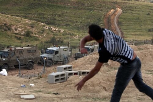 Druze residents of Majdal Shams hurl sto